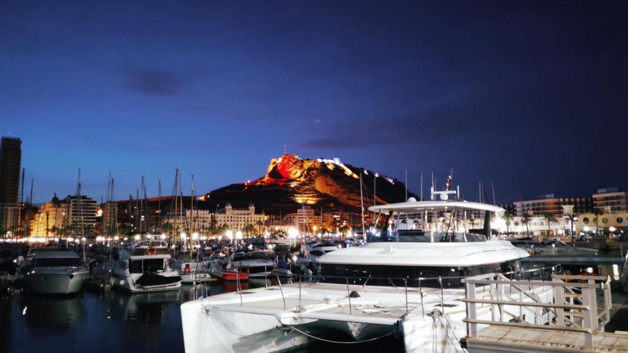 Charming Apartment In Alicante Near The Sea & City Center Esterno foto