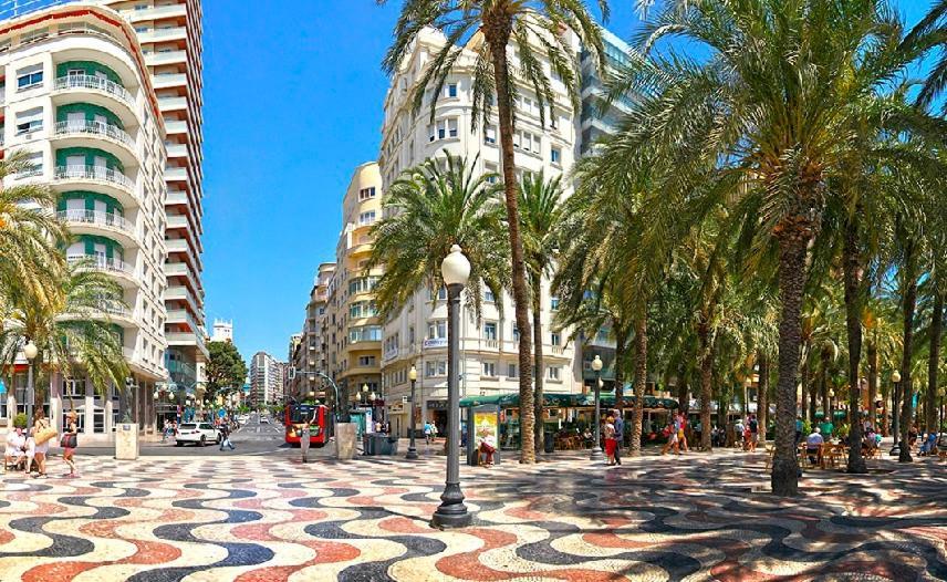 Charming Apartment In Alicante Near The Sea & City Center Esterno foto